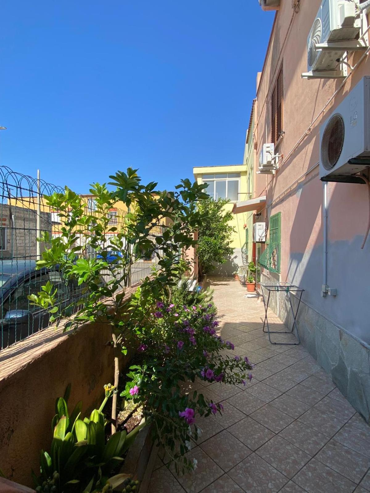 Lemon House Apartment Sassari Exterior photo